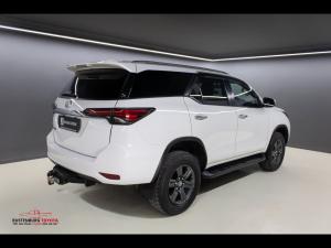 Toyota Fortuner 2.4GD-6 auto - Image 2