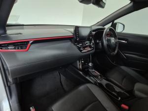 Toyota Corolla Cross 1.8 Hybrid GR-Sport - Image 7