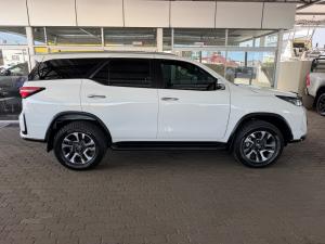 Toyota Fortuner 2.8GD-6 - Image 3