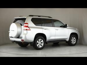 Toyota Land Cruiser Prado 3.0DT TX - Image 2