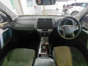 Toyota Land Cruiser Prado 2.8GD VX - Image 6