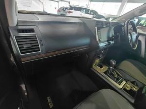 Toyota Land Cruiser Prado 2.8GD VX - Image 7