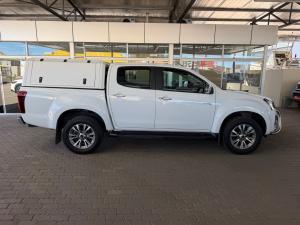 Isuzu D-Max 300 3.0TD double cab LX auto - Image 3