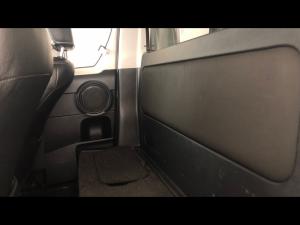 Toyota Hilux 2.8GD-6 Xtra cab Raider auto - Image 11