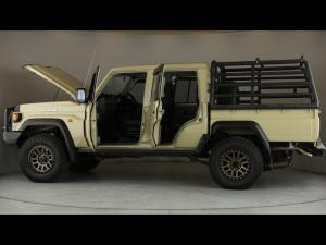 Toyota Land Cruiser 79 2.8GD-6 double cab auto - Image 26