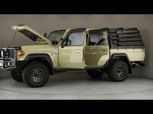 Toyota Land Cruiser 79 2.8GD-6 double cab auto - Image 27