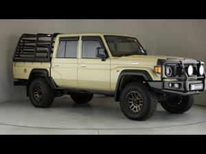 Toyota Land Cruiser 79 2.8GD-6 double cab auto - Image 1