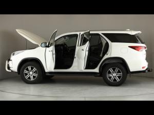 Toyota Fortuner 2.4GD-6 manual - Image 26