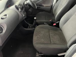 Toyota Etios hatch 1.5 Sprint - Image 7