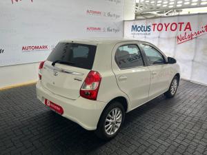 Toyota Etios hatch 1.5 Sprint - Image 2
