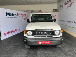 Toyota Land Cruiser 79 2.8GD-6 single cab auto - Image 4