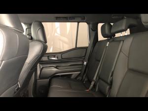 Toyota Land Cruiser Prado 2.8GD VX-R - Image 11