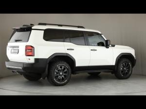 Toyota Land Cruiser Prado 2.8GD VX-R - Image 2