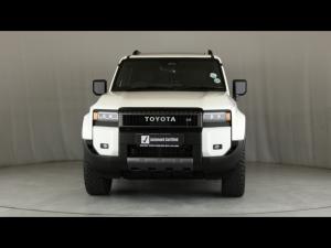 Toyota Land Cruiser Prado 2.8GD VX-R - Image 4