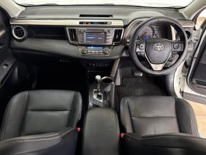 Toyota RAV4 2.5 AWD VX - Image 6