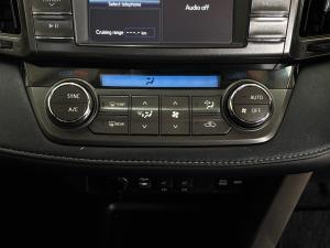 Toyota RAV4 2.5 AWD VX - Image 13