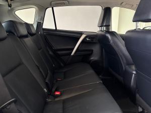 Toyota RAV4 2.5 AWD VX - Image 15