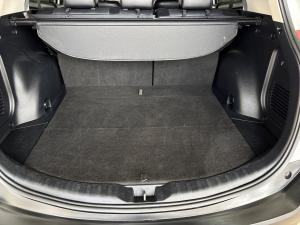 Toyota RAV4 2.5 AWD VX - Image 17
