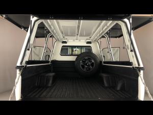 Toyota Land Cruiser 79 2.8GD-6 single cab auto - Image 13