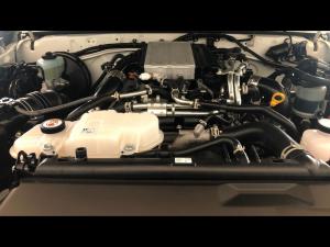 Toyota Land Cruiser 79 2.8GD-6 single cab auto - Image 14