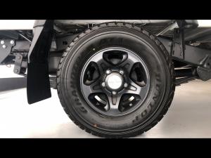 Toyota Land Cruiser 79 2.8GD-6 single cab auto - Image 20
