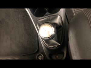 Toyota Etios hatch 1.5 Sprint - Image 15