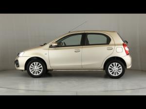 Toyota Etios hatch 1.5 Sprint - Image 22