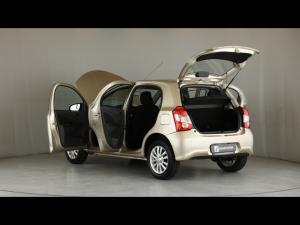 Toyota Etios hatch 1.5 Sprint - Image 25