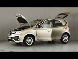 Toyota Etios hatch 1.5 Sprint - Image 27