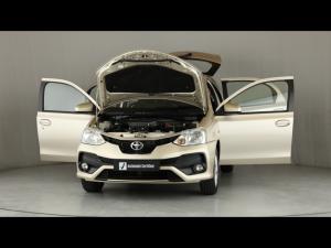Toyota Etios hatch 1.5 Sprint - Image 28