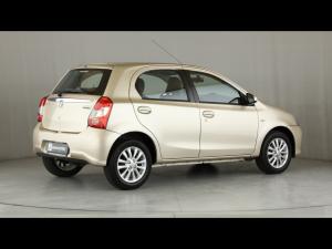 Toyota Etios hatch 1.5 Sprint - Image 2