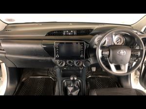 Toyota Hilux 2.4GD-6 Xtra cab Raider manual - Image 6