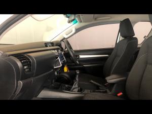 Toyota Hilux 2.4GD-6 Xtra cab Raider manual - Image 7
