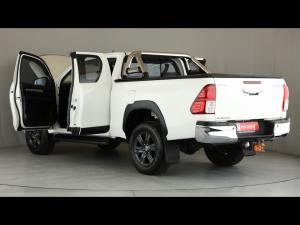 Toyota Hilux 2.4GD-6 Xtra cab Raider manual - Image 25