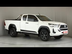 Toyota Hilux 2.4GD-6 Xtra cab Raider manual - Image 1