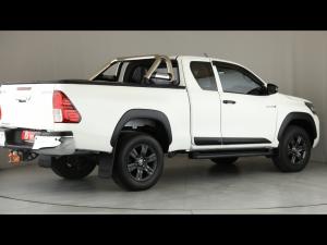 Toyota Hilux 2.4GD-6 Xtra cab Raider manual - Image 2