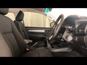 Toyota Hilux 2.4GD-6 Xtra cab Raider manual - Image 10
