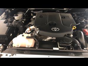 Toyota Hilux 2.4GD-6 Xtra cab Raider manual - Image 14