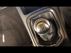 Toyota Hilux 2.4GD-6 Xtra cab Raider manual - Image 15