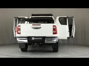 Toyota Hilux 2.4GD-6 Xtra cab Raider manual - Image 24