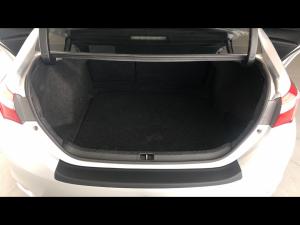 Toyota Corolla 1.6 Prestige auto - Image 13