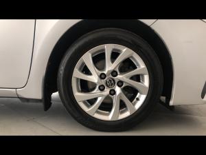 Toyota Corolla 1.6 Prestige auto - Image 17