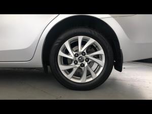 Toyota Corolla 1.6 Prestige auto - Image 19