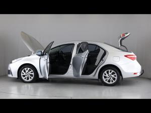 Toyota Corolla 1.6 Prestige auto - Image 26