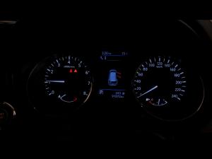 Nissan X-Trail 2.5 4x4 Tekna - Image 9