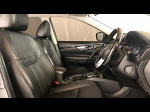 Nissan X-Trail 2.5 4x4 Tekna - Image 10
