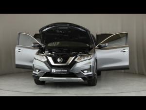 Nissan X-Trail 2.5 4x4 Tekna - Image 28