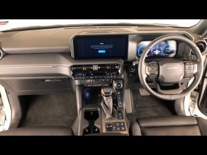 Toyota Land Cruiser Prado 2.8GD VX-R - Image 6