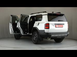 Toyota Land Cruiser Prado 2.8GD VX-R - Image 25