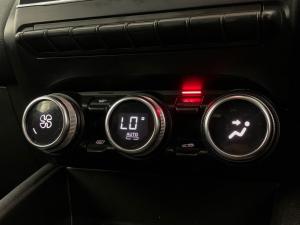 Renault Captur 1.3T Intens EDC - Image 12